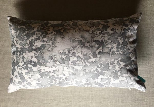Ebb & Flow cushion - Spray