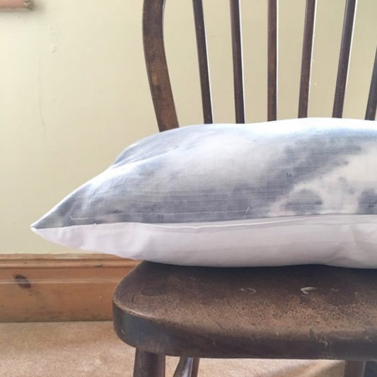 Ebb & Flow cushion - Splash