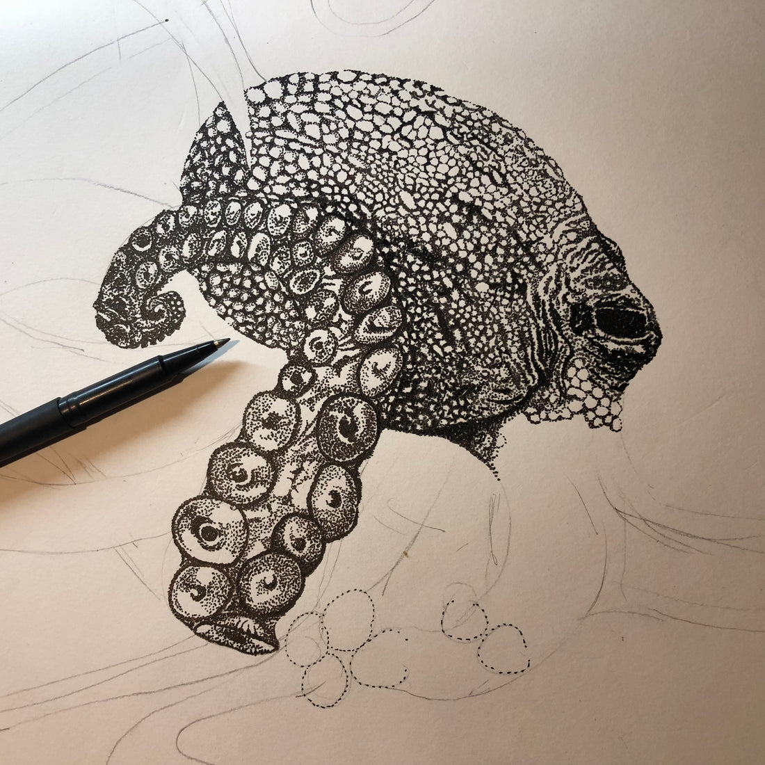 What are the best pens for dot drawing?