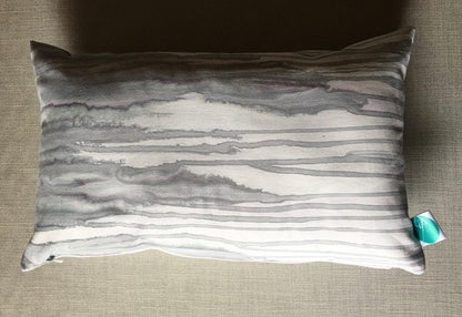 Ebb & Flow cushion - Waves