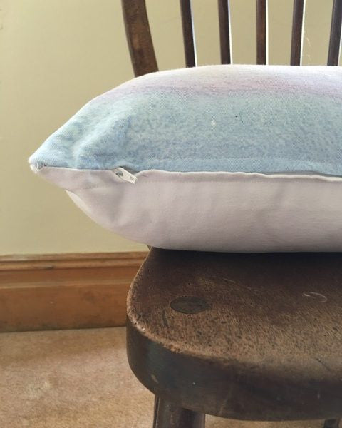 Shoreline cushion - Sand