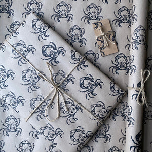 Crab Eco Wrapping paper by Gem Blastock